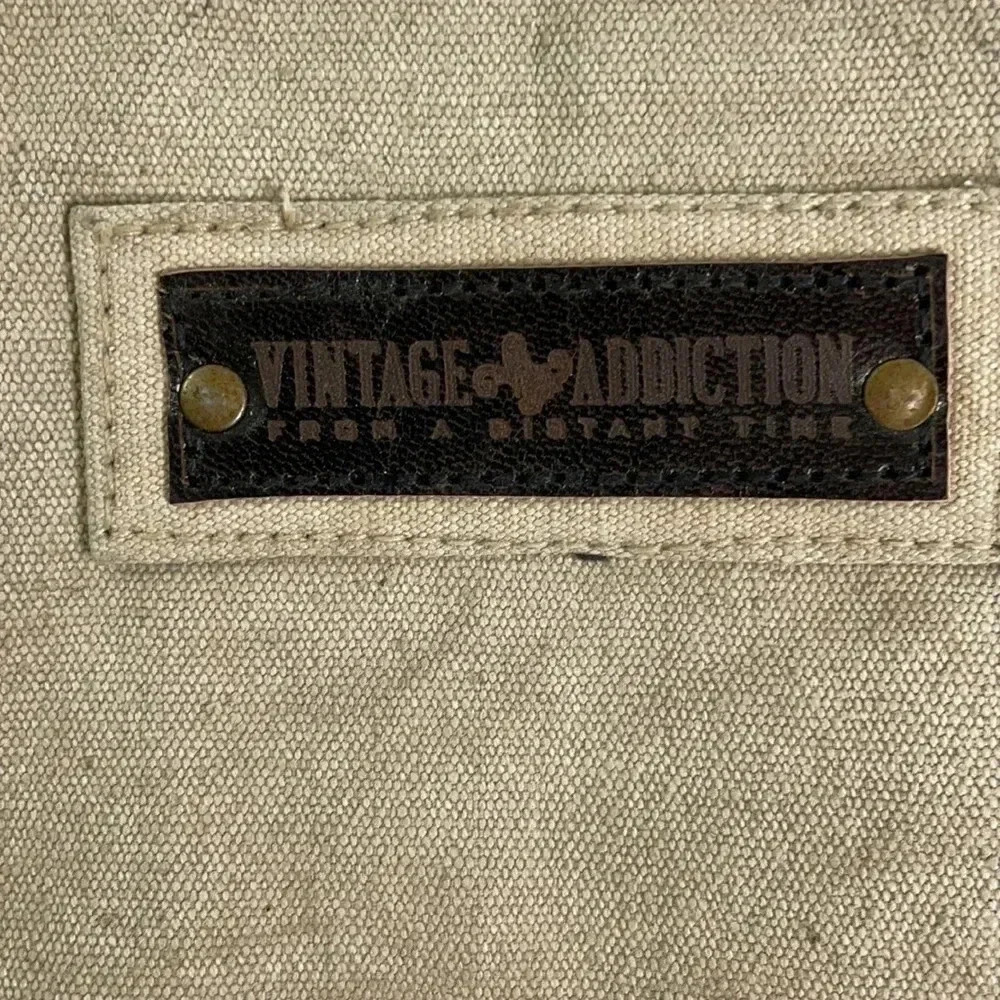 NWT VW Themed Summer Lovin Recycled Military Tent Tote Crossbody - Picture 5 of 11